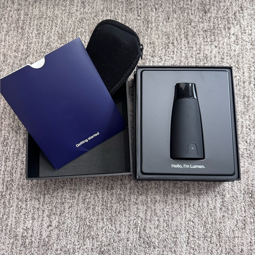 Lumen Metabolism Tracker in Black